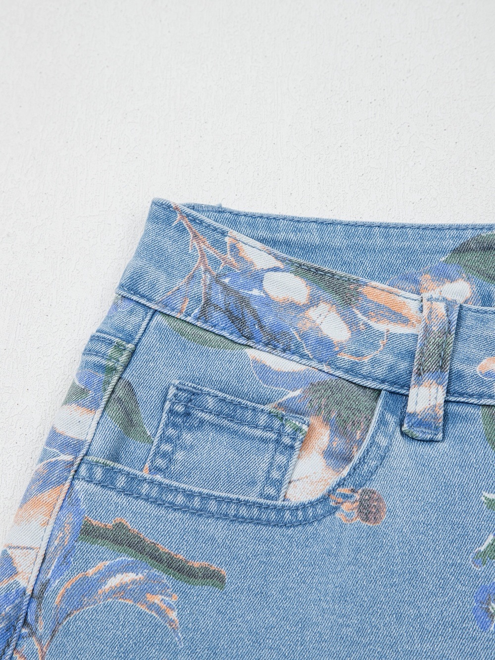 🩵Super Cute Floral Print High Rise Wide-Leg Jeans - Blue (SZ 4-16) - Picture 6 of 10